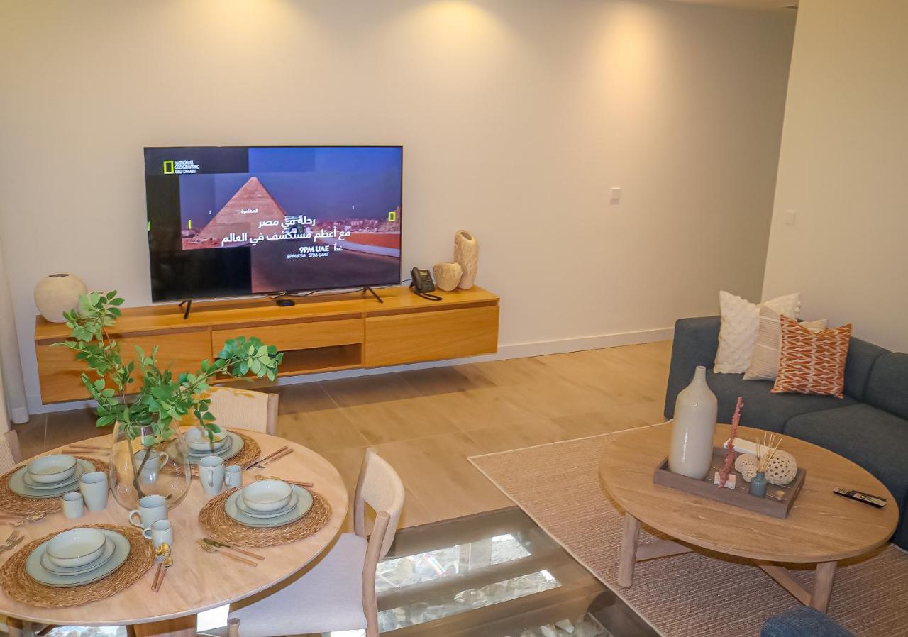 Lagoona Beach Luxury Resort And Spa Manama Exterior photo A living room in a typical apartment