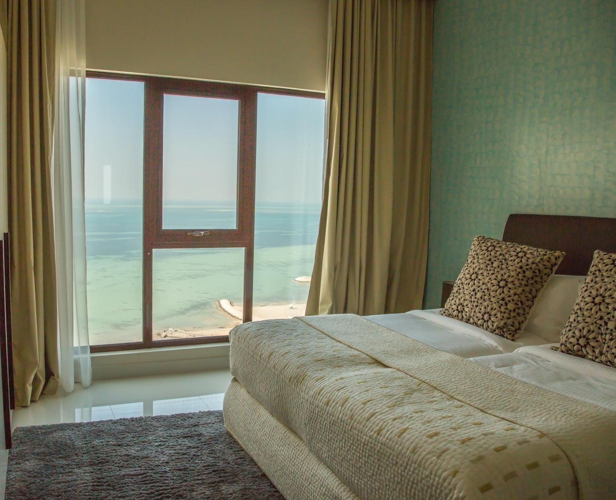 Lagoona Beach Luxury Resort And Spa Manama Room photo
